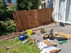 fence installation company East Finchley