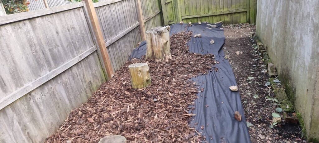 Bark Mulch Laying Services Finchley Central N3