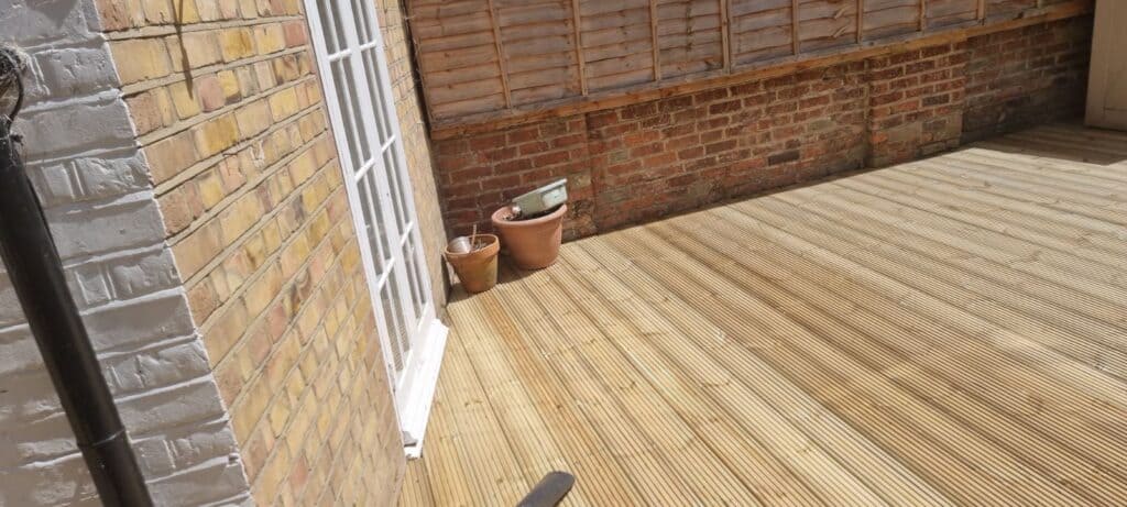 decking installation services Holloway N7